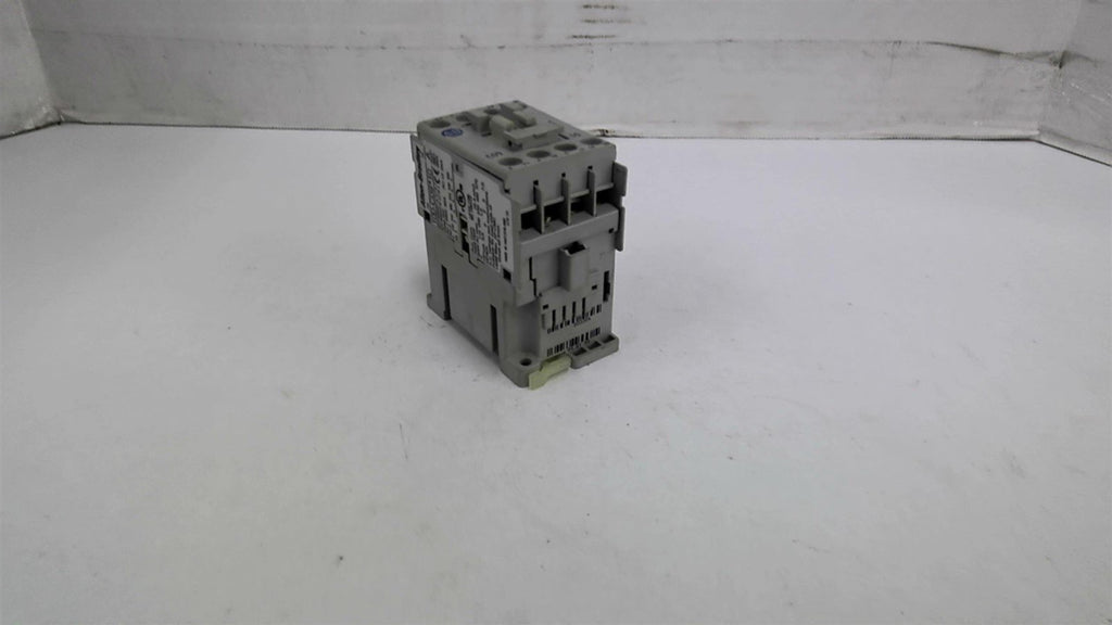 Allen-Bradley 100-C09*10 Contactor 460 Volt 5 HP 120 Volt Coil