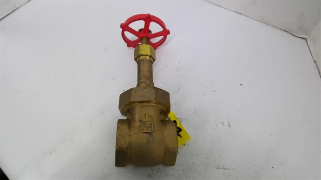 Milwaukee 1 1/2" Gate Valve 1151 150SWP 300WOG