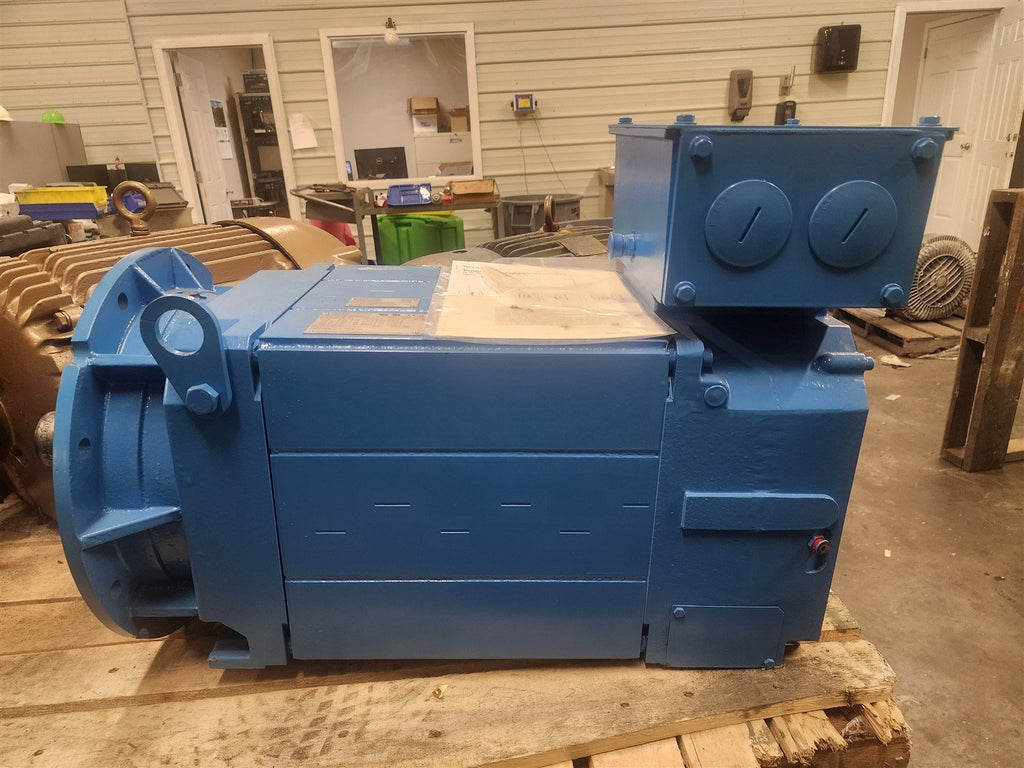 Siemens 1PH7 186-7EF030AK9-Z 94kW 2000RPM 3PH 445V Servo Motor