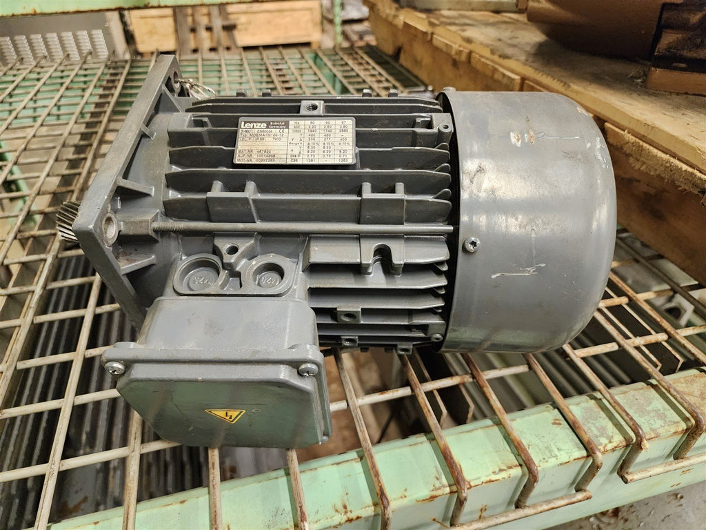 Lenze MDEMA1M100-12 2.6 KW 1800RPM 4P 480V AC Motor 3 Phase