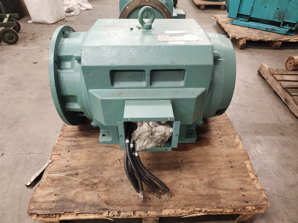 York 024-26513-468 348HP 3600RPM 2P 3PH 460V AC 447TDZ Motor