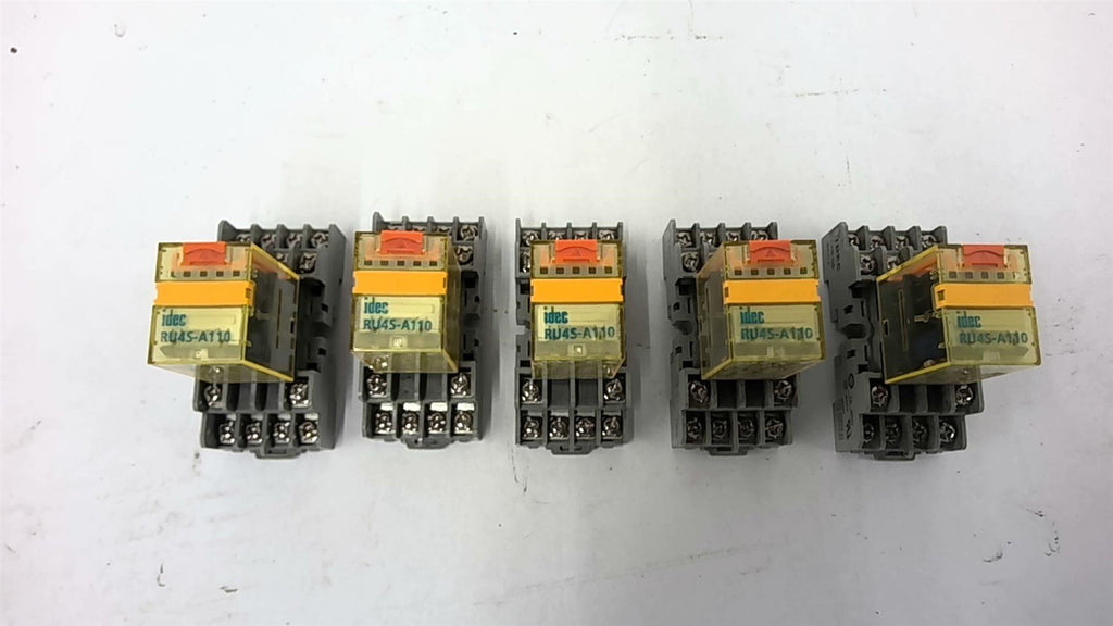 Idec RU4S-A110 Relay 250 Vac with Base Lot Of 5