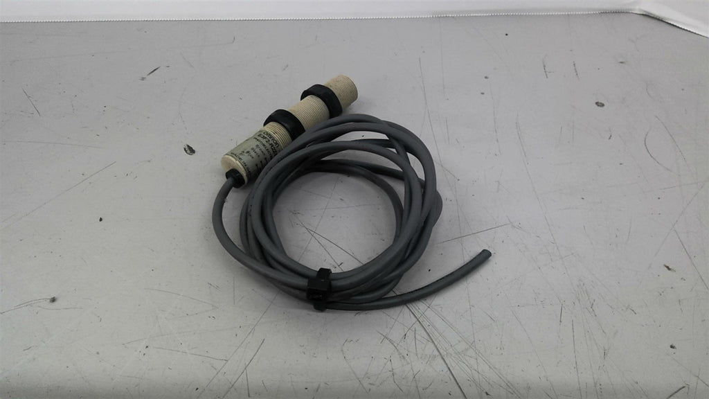 Omron E3F2-R2Z1 Photo Electric Sensor