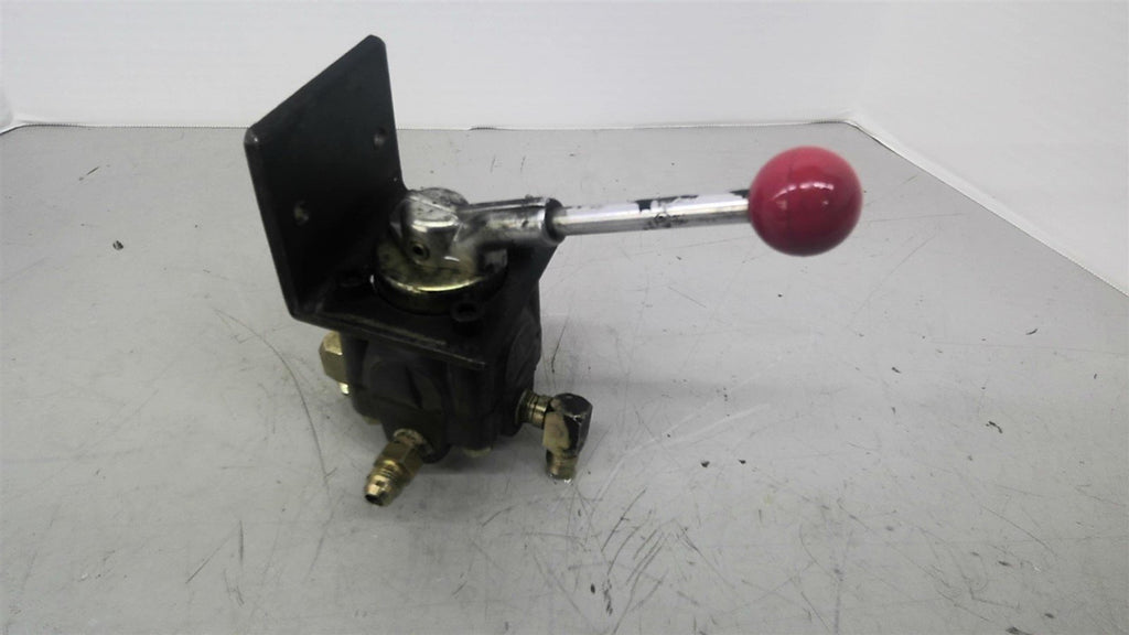 IMO 930302 Hand Valve 300 PSI 6141H3HC3-14C Valve