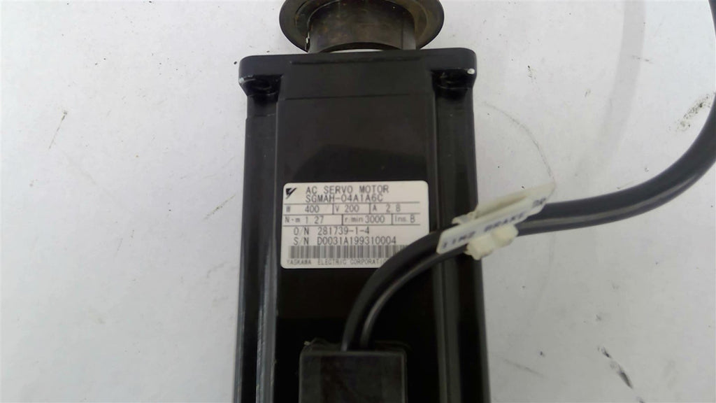 Yaskawa SGMAH-04A1A6C AC Servo Motor 200 V 400 Watts 3000 Rpm
