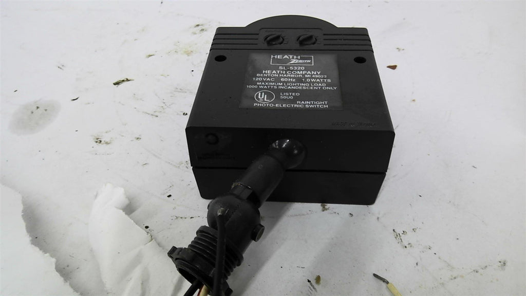 Heath Zenith SL-5320Motion Sensor Light 120 Vac 1.0 Watts