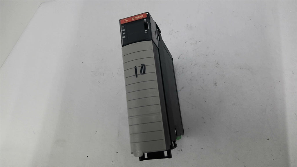 Allen Bradley 1756-OA16 Digital Output Module