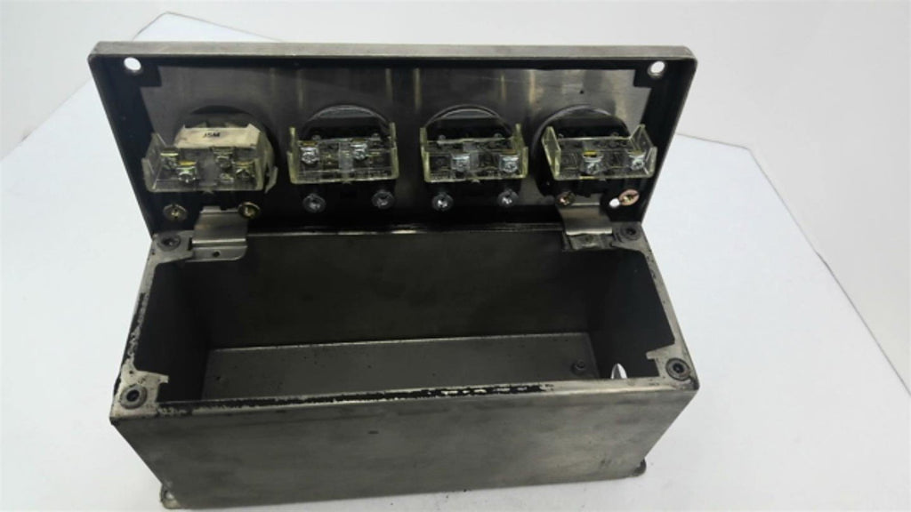 Allen Bradley E-4PBXSS Enclosure