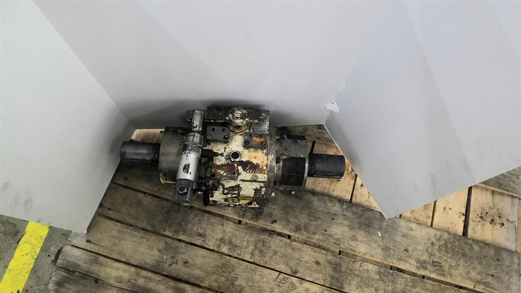 Pneumatic Clutch 2 3/8" Shaft OD 4" Shaft Length 23" End To End Of Shaft