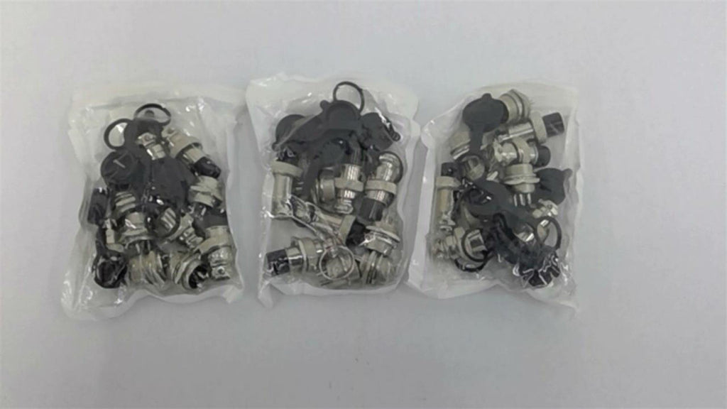 Aviation Connector Plugs 200V Lot of 15
