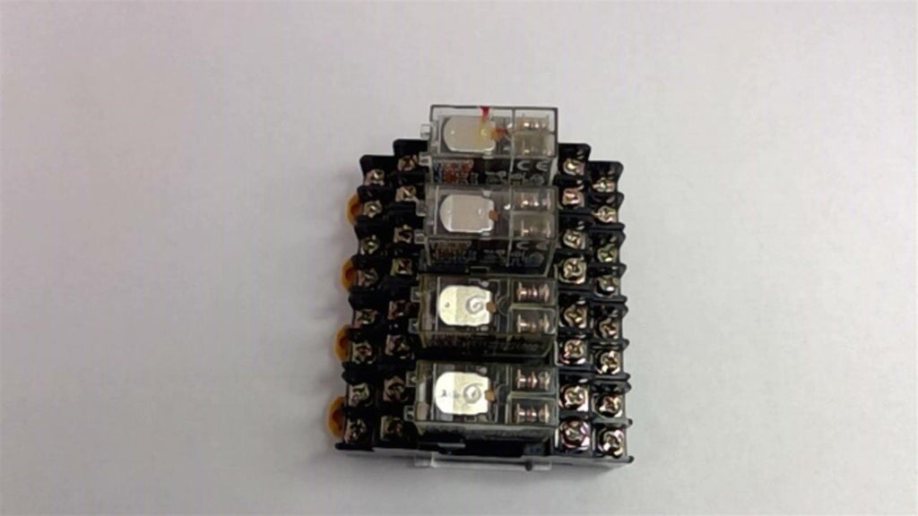 Omron GSR-2 SND Relay 24VDC 5A Lot of 2 GRS-2 S 12VDC 5A Lot of 2 /Socket Base