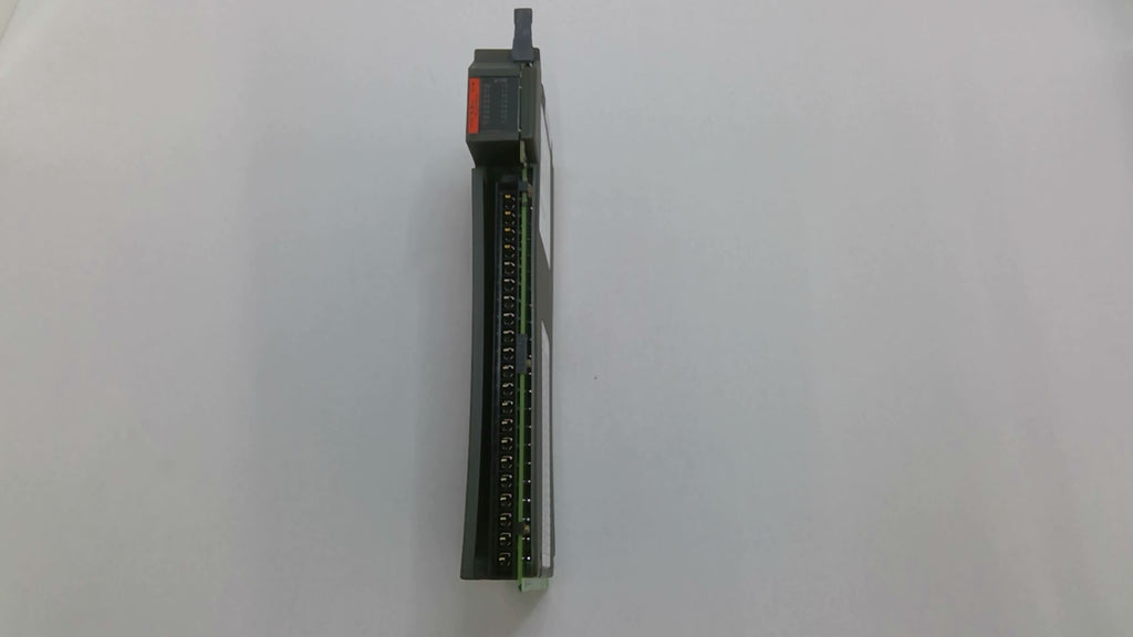 Allen Bradley 1771IAD/D Input Module 120V AC/DC
