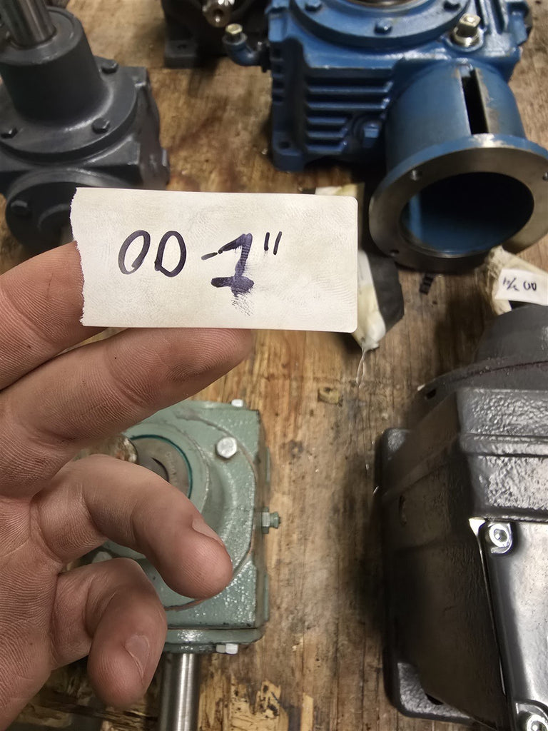 Hub City 02-20-00919-165 1.5:1 Ratio Left Angle Gear Reducer