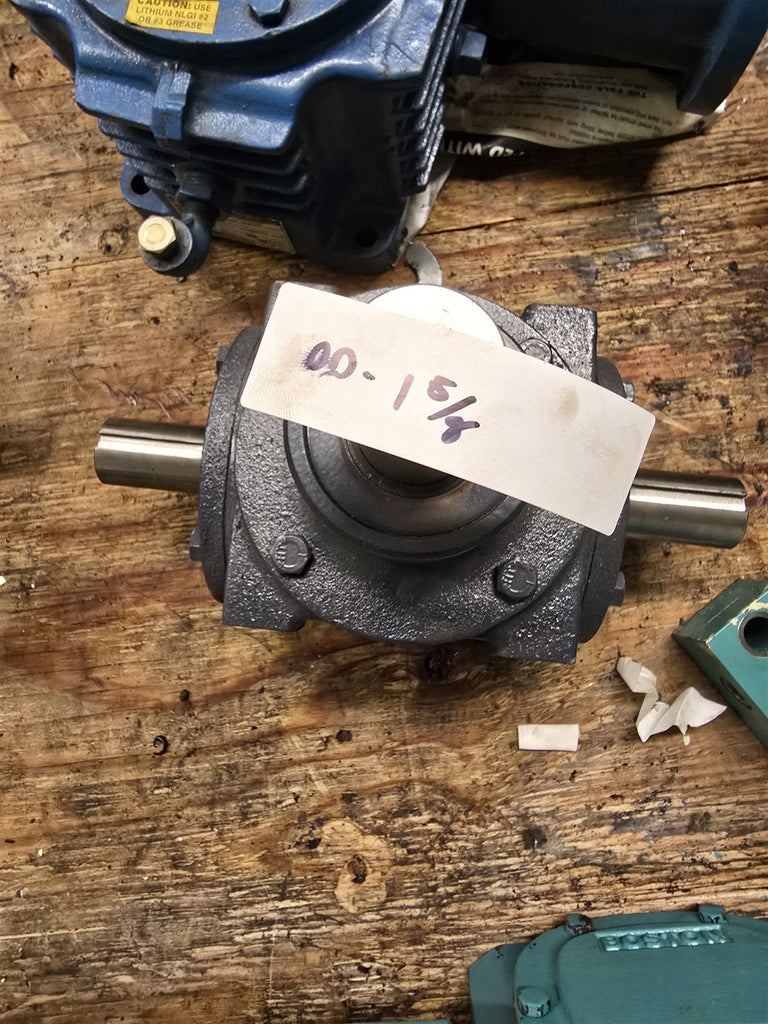 Hub City 0220-03406 1:1 Ratio Gear Reducer