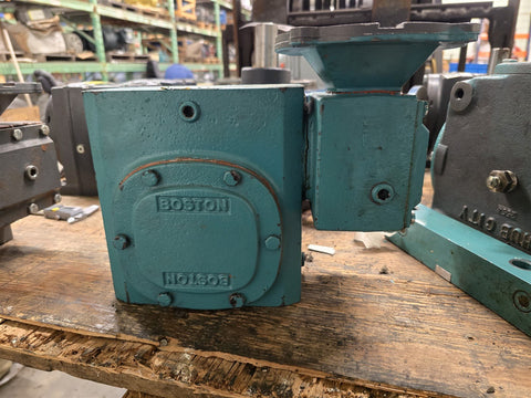 Boston Gear FWC726-400-B5-G 3.1 HP 400:1 Ratio Gear Reducer