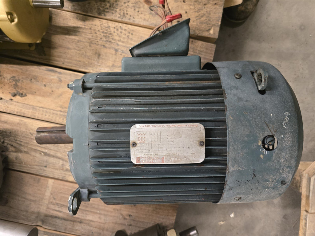 Reliance P21J8311D-QD 7.5HP AC Motor 1800RPM 4P 3Ph 213T 230/460V TEFC 60HZ