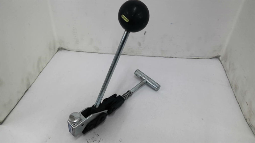 Strapbinder HBC-300 5/8" Center Punch Clamp Tool