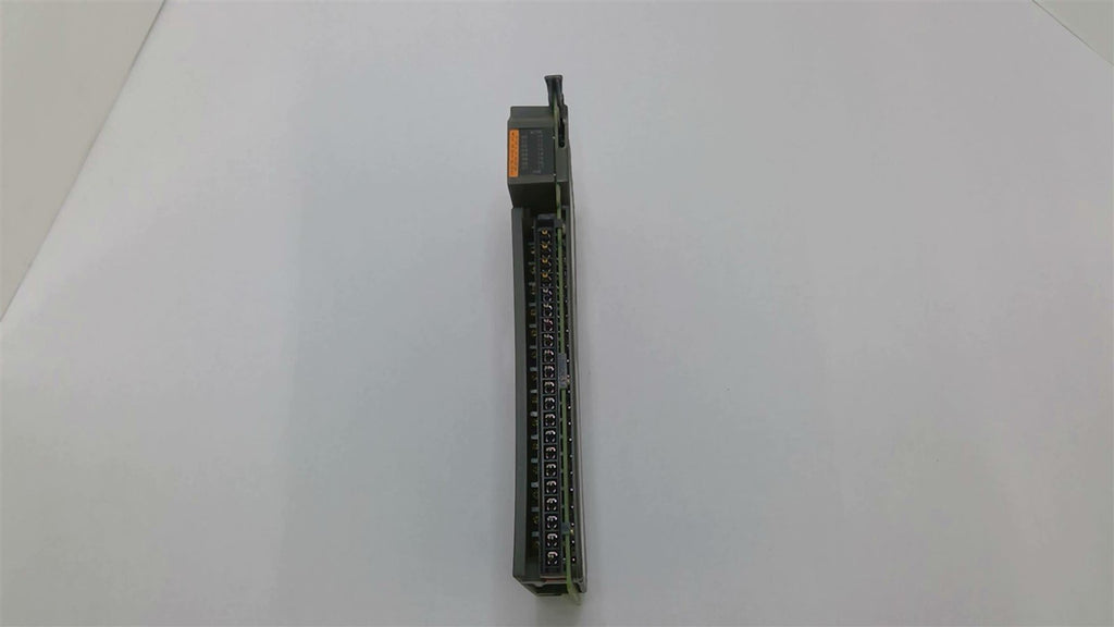 Allen Bradley 1771-OAD/B Output Module 12-120V AV Output