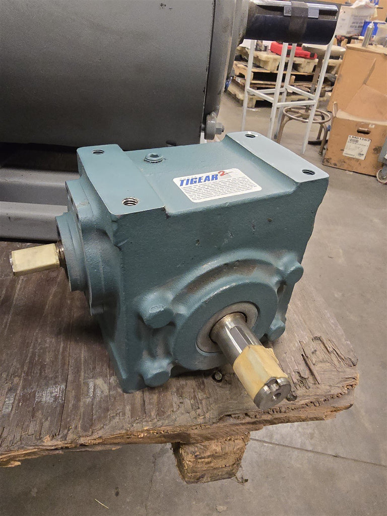 Dodge Tigear 20S10R Gear Reducer 10:1 Ratio 2.27HP Right Angle