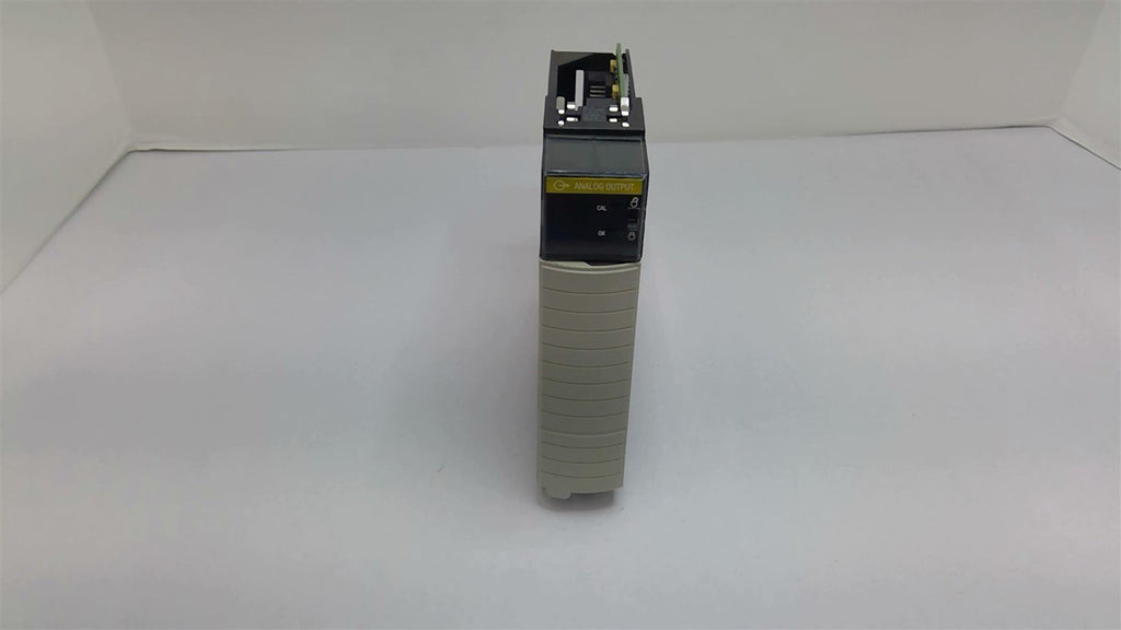 Allen Bradley 1756-OF4 Analog Output Module