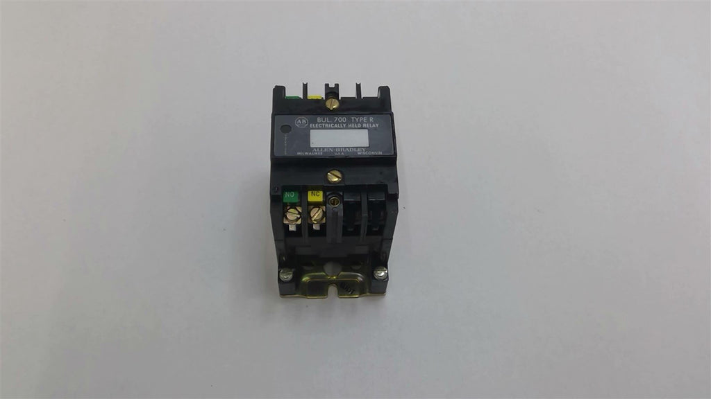 Allen Bradley 700-R110A1 Electrically Held Relay Series B 115-120V 301-600 VAC