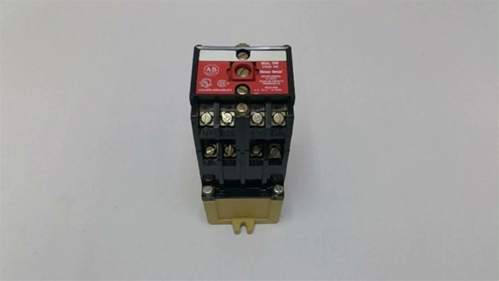 Allen Bradley 700-PK800A1 Master Control AC Relay Series B 115-120V 60HZ