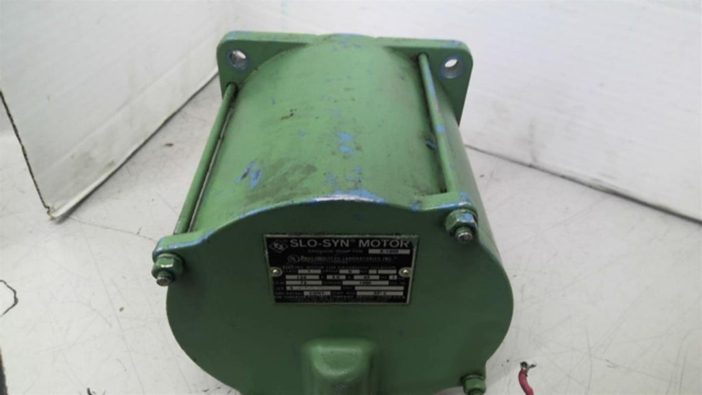 Superior Electric SLO-SYN 613296 72RPM Single Phase 120V 60Hz Motor