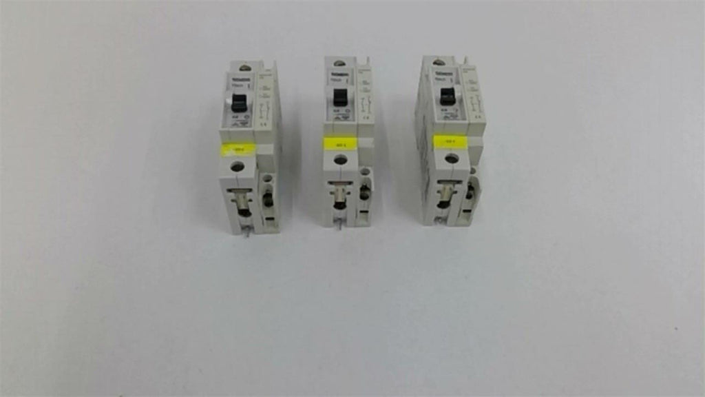 Siemens 5SX21 C4 Circuit Breaker Lot Of 3