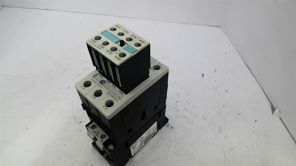 Siemens 3RT1036-1BB44 120V Contactor / 3RH1921-1HA22