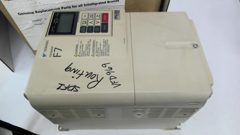 Yaskawa Varispeed F7 CIMR-F7U4011 480V 3 Phase 21 KVA