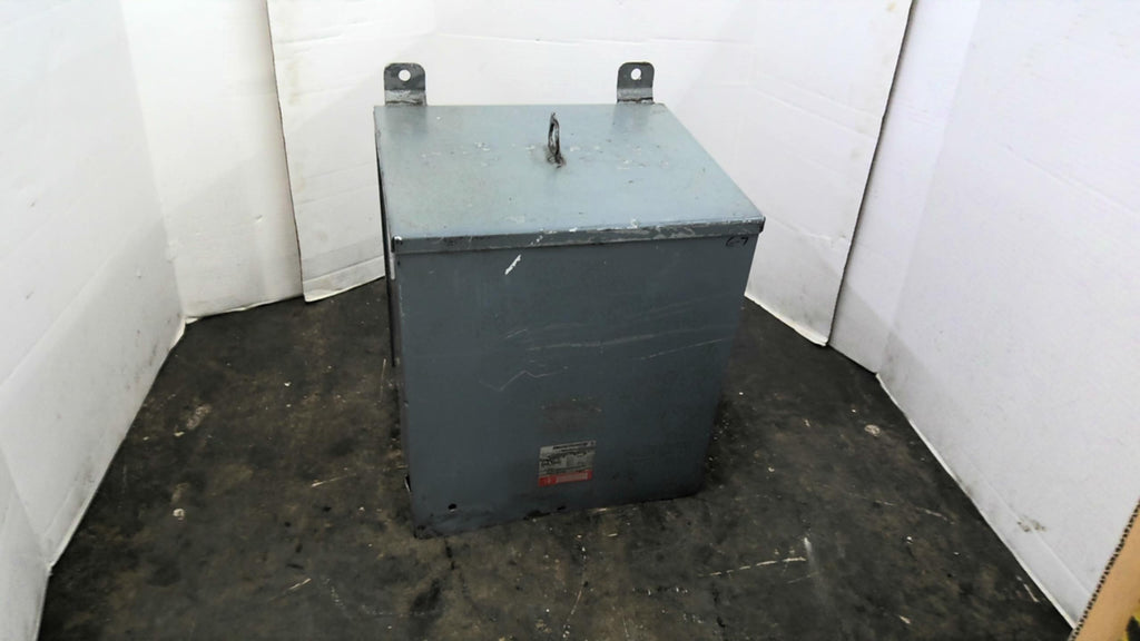 Square D SLXH-1 25 KVA Transformer 432/456/480 Pri V 120/240 Sec V Single Phase