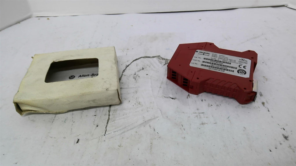 Allen-Bradley MSR5T Monitoring Relay 24 V 2 Amp