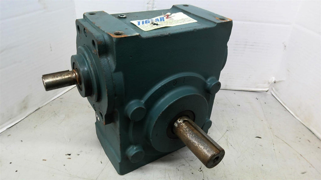 Dodge 35S20R 20:1 Ratio Right Angle Gear Reducer 5.96 Input HP