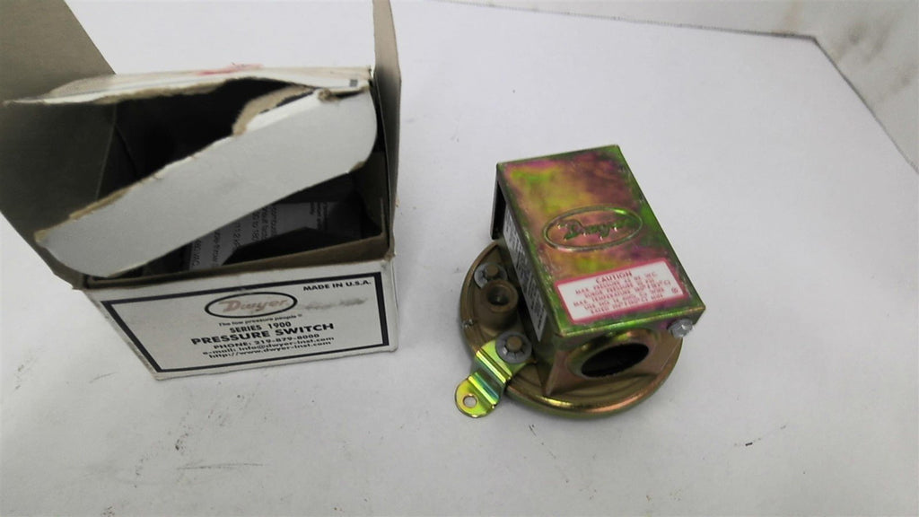Dwyer 1910-00 Pressure Switch 10 PSI