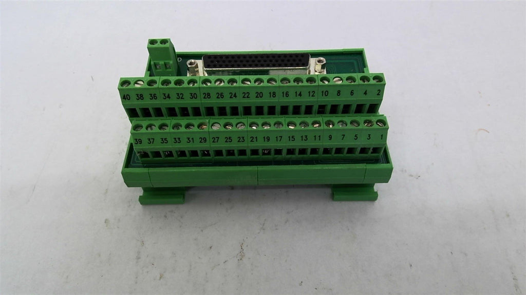Schneider 140CFA04000 Wiring Block