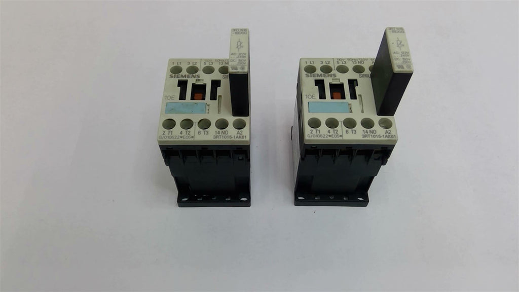 Siemens 3RT1010-1AK61 Contactor 460 V 3 HP Lot Of 2
