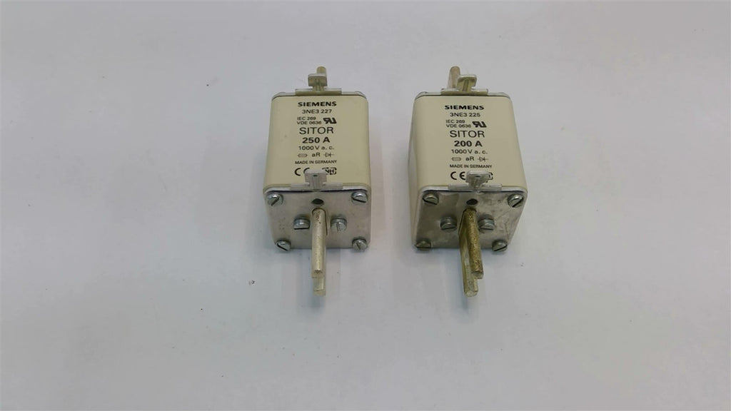 Siemens 3NE3227 Sitor Fuse 250A 100Vac Lot Of 2