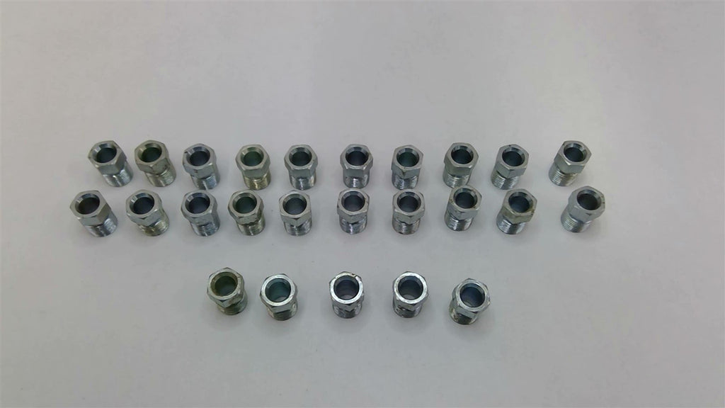 1/2" Pipe Thread Stainless Steel Adapter Lot Of 25