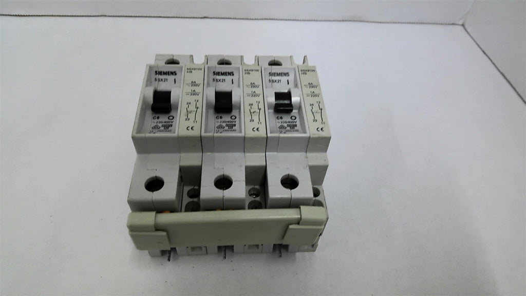 Siemens 5SX2 C6 Circuit Breaker 3 Pole 6 Amps