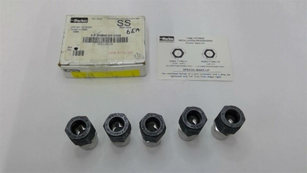 Parker 8-8ZHBW-SS-CNQ Connector Tubing 1/2" Fittings Lot Of 5