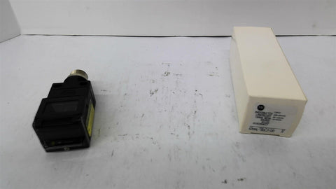 Allen-Bradley 42GRL-90L2-QD Photoswitch