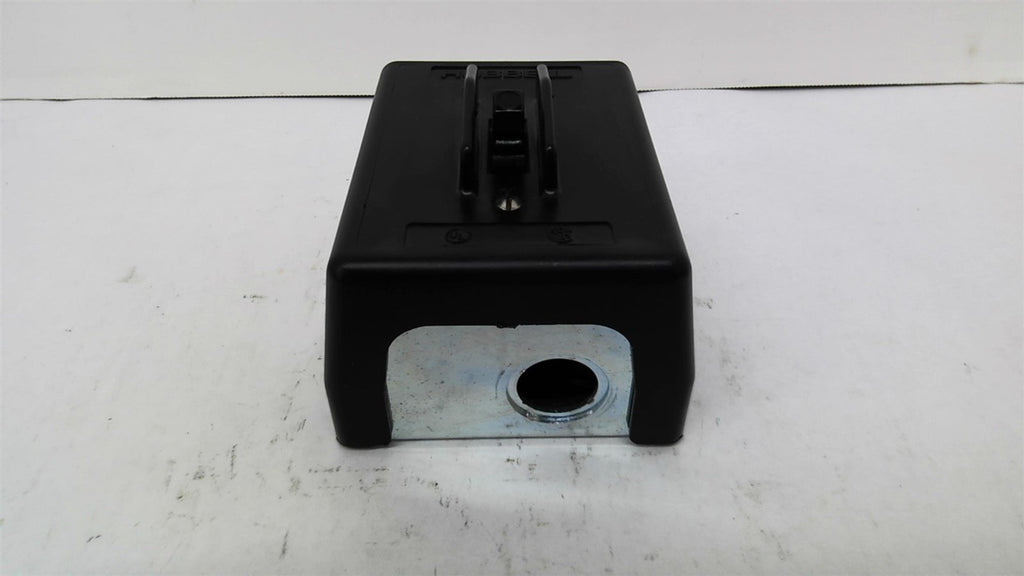 Hubbell HLB1392D Manual Motor Controller 30 Amp 600 Vac