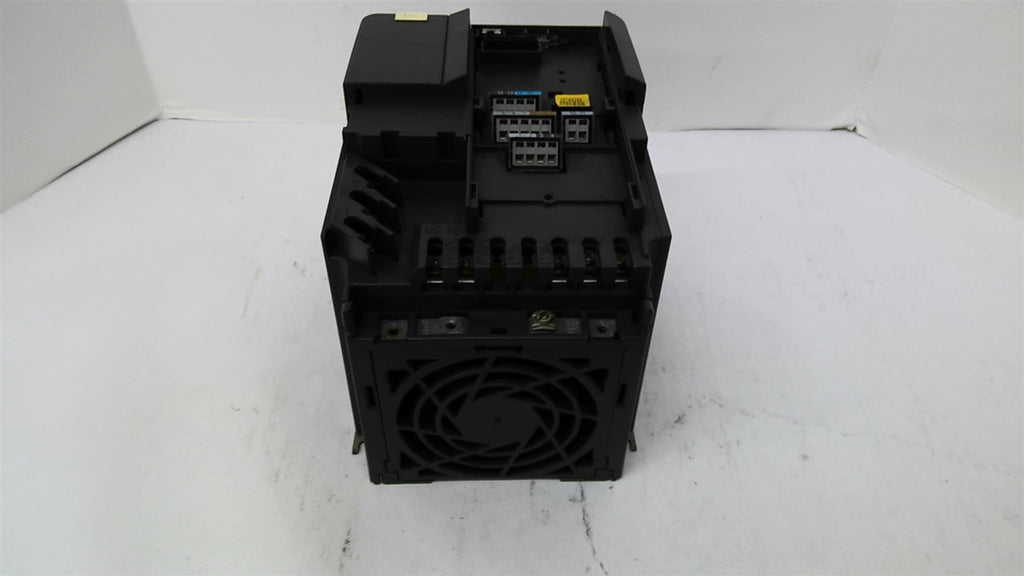 Siemens 6SE6420-2UC21-5BA1 Micromaster 420 1.50 KW 240 Vac 7.4 Amp