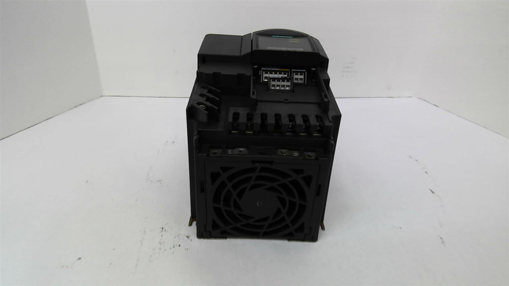 Siemens 6SE6420-2UC21-1BA1 Micromaster 420 1.10 KW Drive 240 Volt 5.5 A