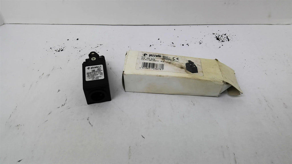 Pizzato FR-502 Limit Switch 3 Amp 400 Volts