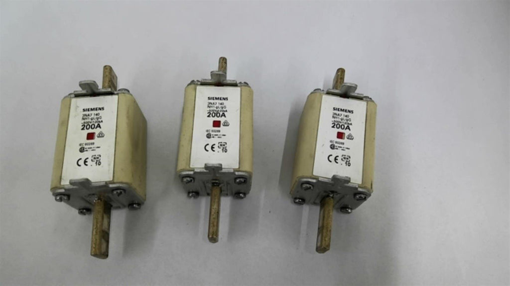 Siemens 3NA7 140 200A Lot Of 3