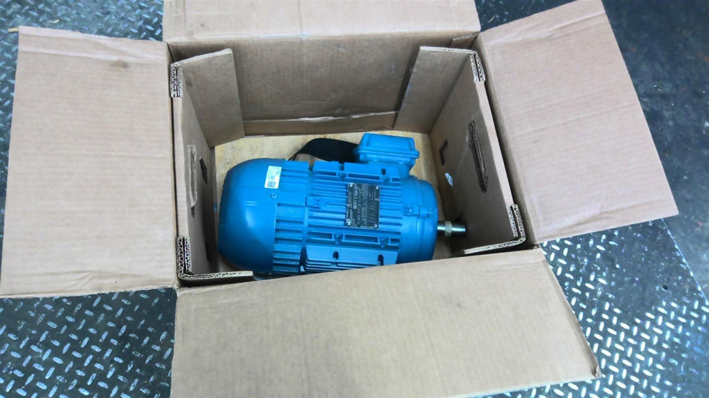 Weg 00318ET3WAL100L-W22 4 HP AC Motor 1800 RPM 4P 3 Phase All100L 460 V TEFC