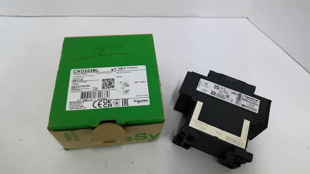 Schneider Electric CAD323BL Control Relay 24 VDC