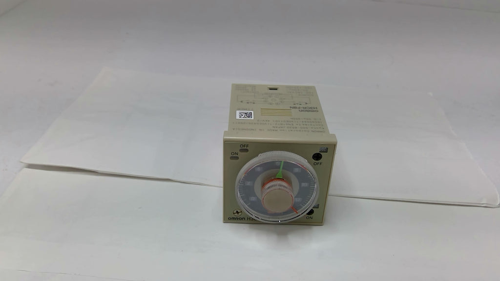 Omron H3CR-F8N Counter Module 100/240 Volt 50/60HZ