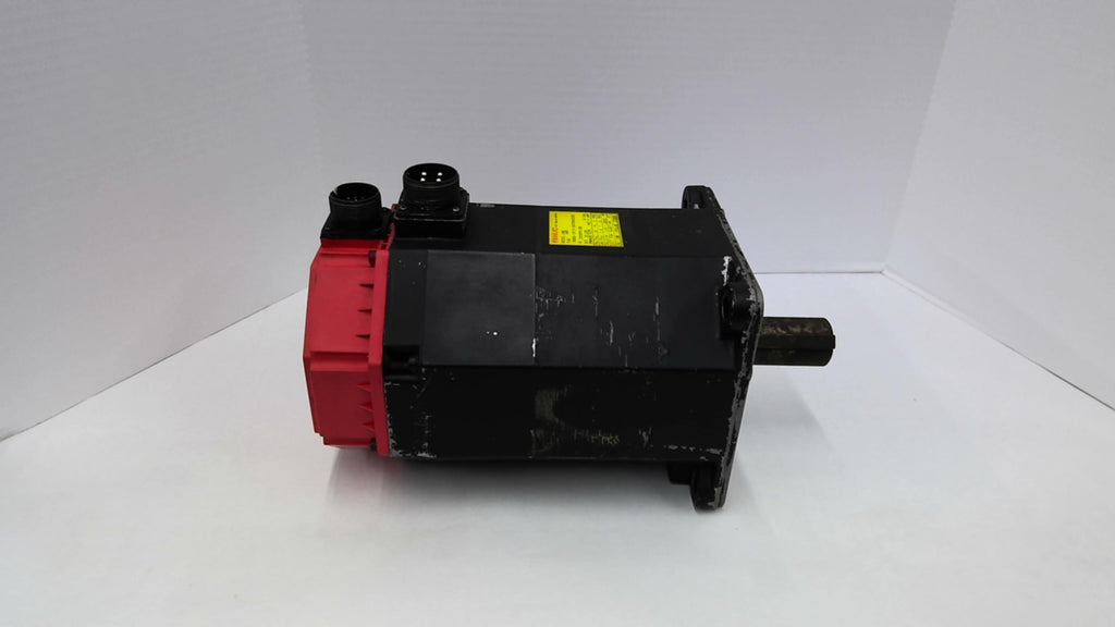Fanuc A06B-0315-B005#0008 AC Servo Motor 2000 RPM 8P 3 Phase 198 V